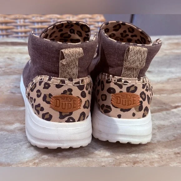 Women’s HEYDUDE Denny crafted boots- Size 9 - Picture 4 of 7